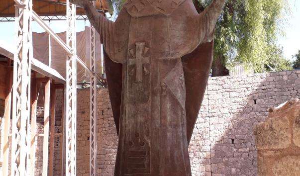 Памятник Св. Миколі Чудотворцю в Демре