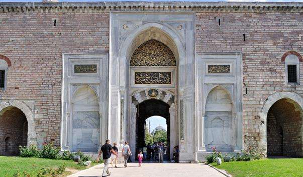 «Імперські ворота» палацу Топкапи