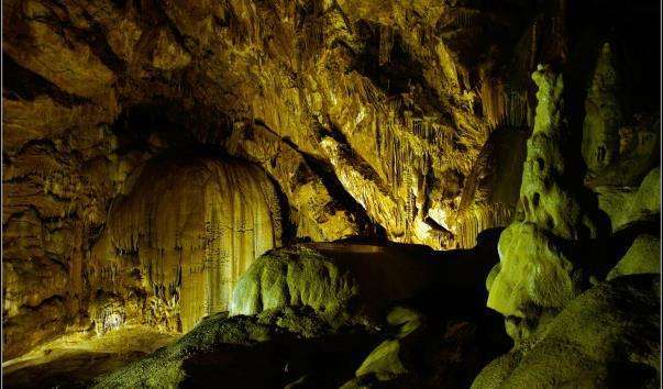 Новоафонська печера