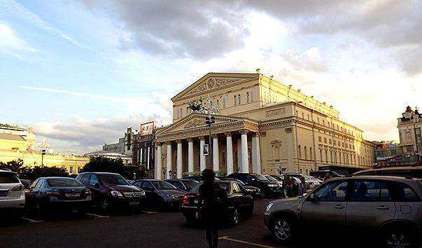 Театральна площа