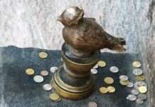 Памятник Чижику-Пыжику