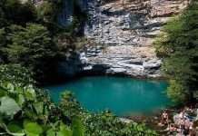 Блакитне озеро