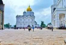 Соборна площа Московського Кремля