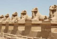 Алея сфінксів Луксора