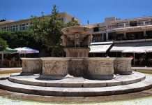 Фонтан «Морозіні» в Іракліоні