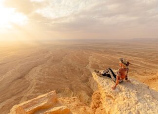 Неожиданный Бум Пеших Прогулок в Саудовской Аравии: От Пустынных Троп к Городским Променадам