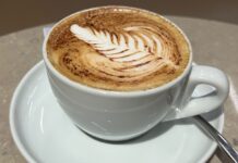 Найкращі Лаунж-зони Аеропортів для Любителів Кава: Глобальне Керівництво