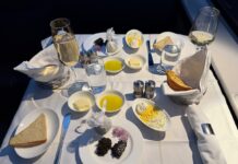 Lufthansa Повністю Переглядає Сервіс Харчування у Першому Класі з Проектом «FOX»