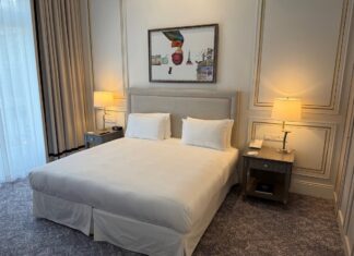 Le charme classique rencontre la valeur moderne : une revue de l’Hôtel du Louvre Paris