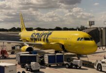 Трамп стверджує, що покупка авіакомпанії Spirit Airlines необхідна для національної оборони