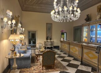 Concierge Cash: The Tip Mess