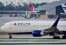 Досить викидати милі Delta на вітер